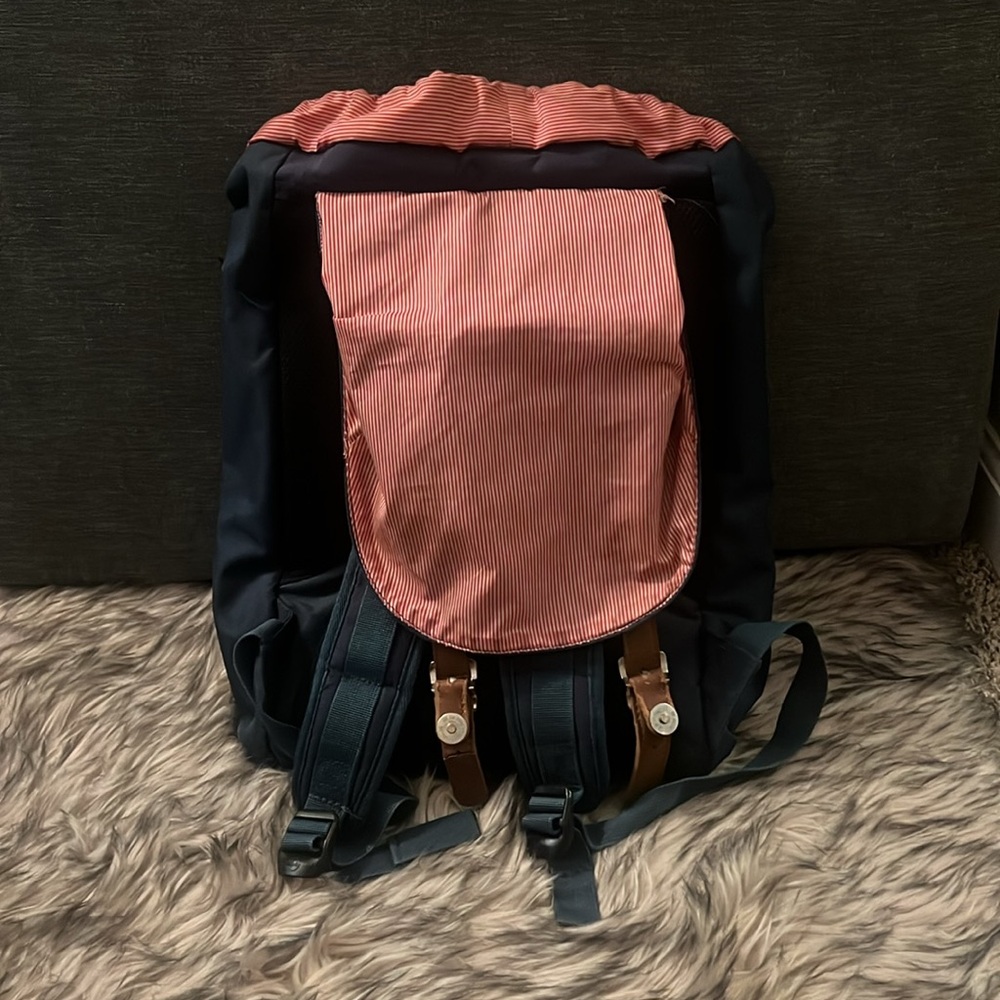 Herschel Supply Company Dark Blue and Tan Backpack - Picture 3 of 3